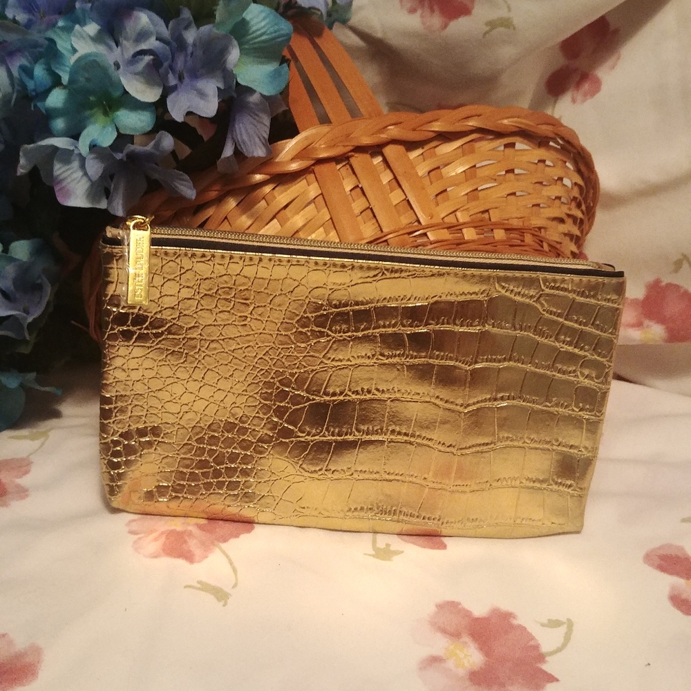 🆓 With $25 Dollar Purchase! **NWOT** ESTEE LAUDER makeup pouch